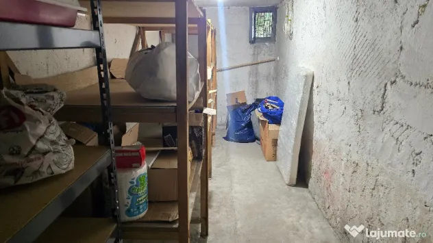 Vand apartament cu 3 camere decomandat Deva GARAJ si BOXA, I. Traian - Deva (Hunedoara)