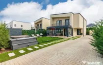 Casă / Vilă cu 4 camere de vanzare in Tunari, mega, autobuz, utilitati