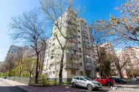 Apartament cu 3 camere de vânzare în zona Nerva Traian / Vlad Dracul 