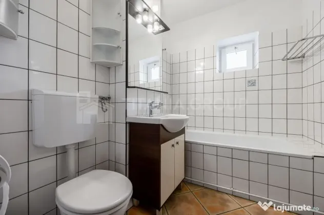 Apartament 4 camere, 109mp, mobilat, bloc 1992, stare impecabila, comision 0 - Brasov (Brasov)