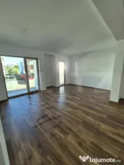 ???? Spațiu de birouri de închiriat în Tractorul – 100 