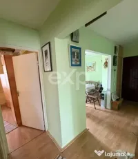 Oferta pret bun ! Apartament 2 camere 50 mp + balcon etaj 4 