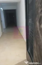 2 cam mobilate, lux, cu terasa și parcare, metrou Pacii 