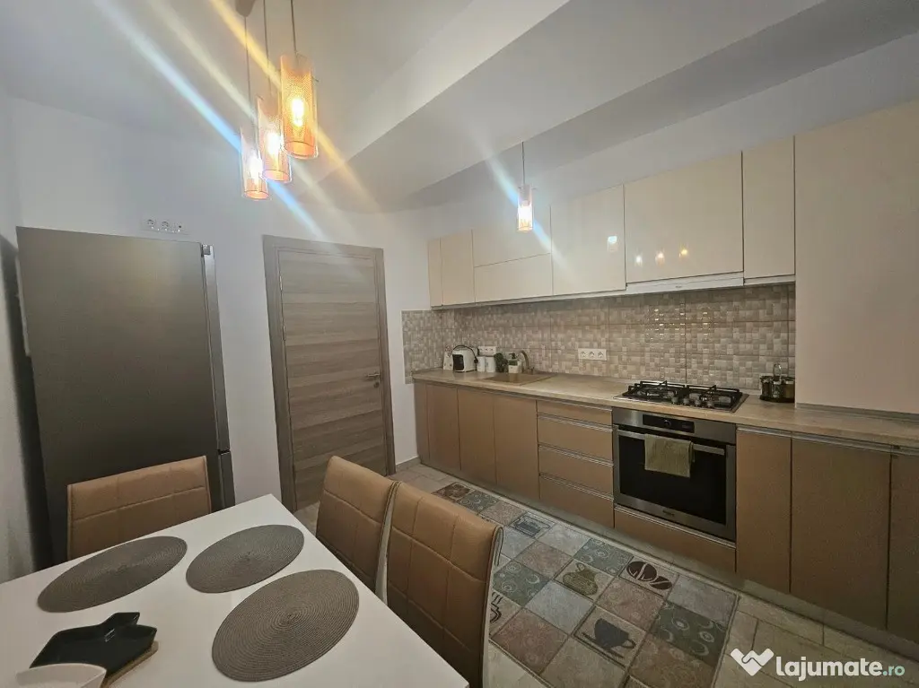 Oferta inchiriere ap 2 cam fond nou, Exercitiu, parcare, 550 EURO - Pitesti (Arges)