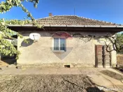 Proprietate cu teren 1.359 mp, poziție pe colț și utilități la strada