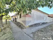 Proprietate cu teren 1.359 mp, poziție pe colț și utilități la strada