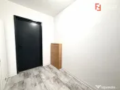 Apartament cu 2 camere de inchiriat, etajul 1, aproape de Iu 