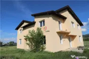 Vila cu 2 duplexuri in Cristian strada I C Bratianu 