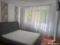 Dau in chirie apartament cu 2 camere 
