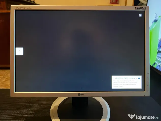 Monitor 20" LG Flatron L204WT 1680x1050 Cabluri Incluse Ideal Birou Supraveghere