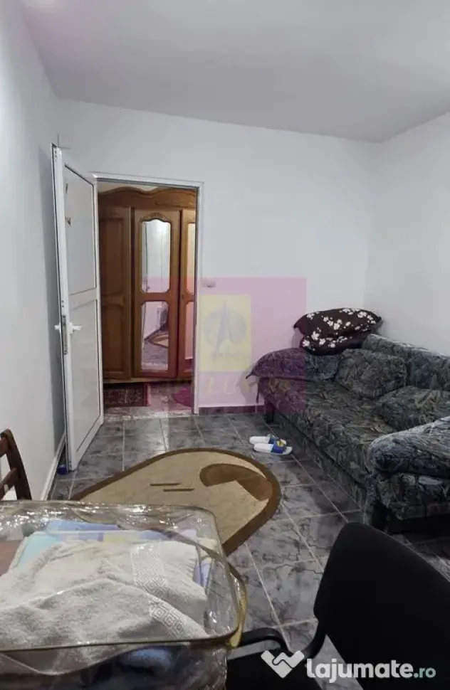 Apartament cu 3 camere de vanzare in Campina, parter - Campina (Prahova)