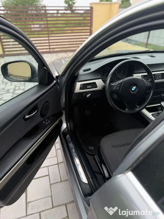 vandBMW seria 3