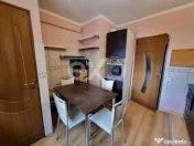 Apartament 3 camere de închiriat, str. Năsăud 