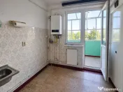 Apartament 3 camere DECOMANDAT | Țiglina 2 – Poziție excelentă 