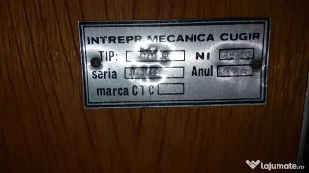 Vand masina cusut Veronica tip mobilier - 150 ron