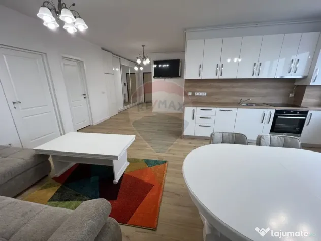 Apartament 3 camere de închiriat I Stefan cel Mare I Prima închiriere - Sibiu (Sibiu)