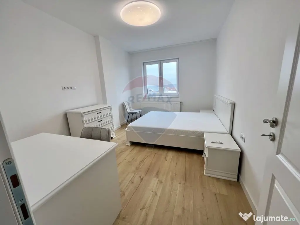 Apartament 3 camere de închiriat I Stefan cel Mare I Prima închiriere - Sibiu (Sibiu)