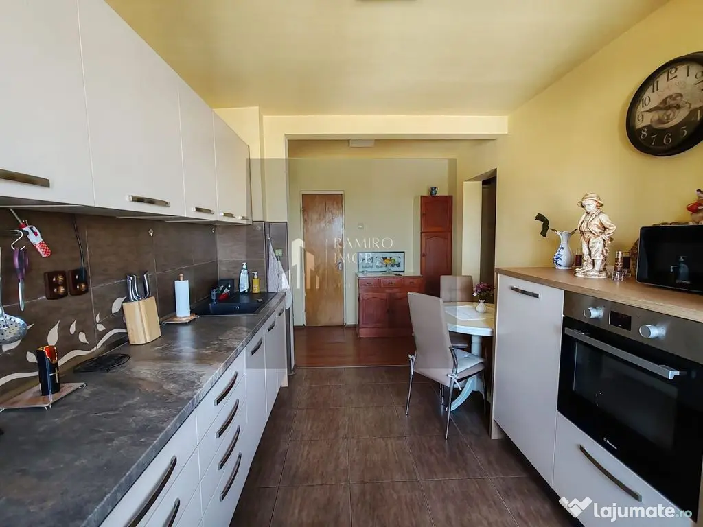 Apartament 4 camere, Sectorul 4/Izvorul Rece, 2 bai, 2 balcoane - Bucuresti (Bucuresti-Ilfov)