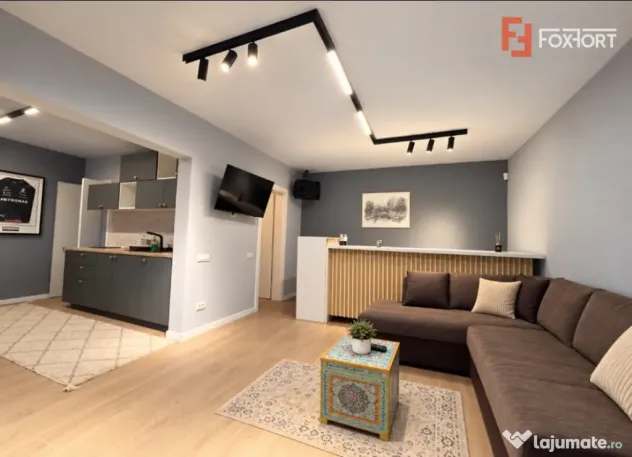 Casa Individuala 6 camere - teren 1015 mp, panouri fotovolta - Arad (Arad)