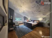 Casa Individuala 6 camere - teren 1015 mp, panouri fotovolta 