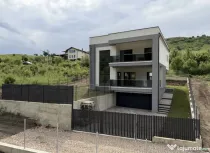Casa cu 4 camere in Cluj zona Roata Faget