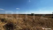 Teren extravilan 1.600 mp, vedere panoramică și acces asfa