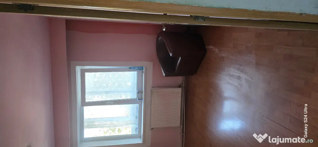 Vand apartament 2 camere decomandat in Deva str. Minerului