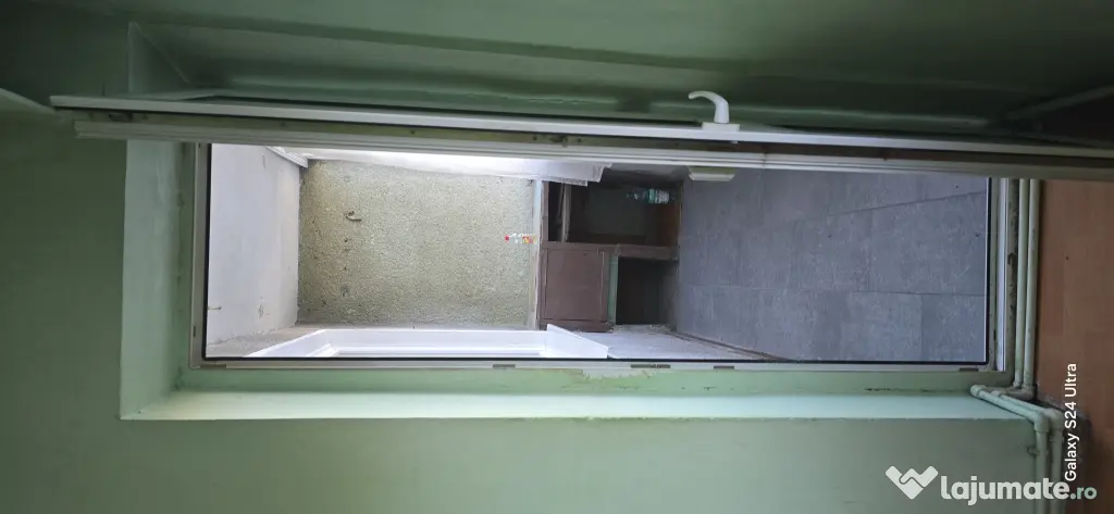 Vand apartament 2 camere decomandat in Deva str. Minerului