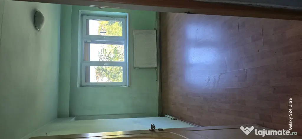 Vand apartament 2 camere decomandat in Deva str. Minerului