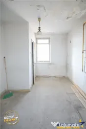 FILM! 2 camere decomandat, Central Covasna, balcon generos, 