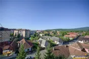 FILM! 2 camere decomandat, Central Covasna, balcon generos, 