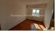 Apartament 4 camere decomandate zona Poarta 6 