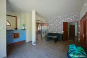 Pensiune cu restaurant, piscină, teren de 4.433 mp - Hidișelul de Sus 