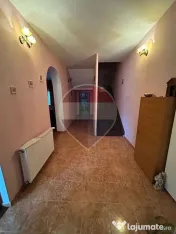 Casă de vânzare | Rădăuți | Ștefan cel Mare + 2 garaje 
