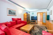 3 camere decomandat Clucerului – rar, luminos și liniștit 