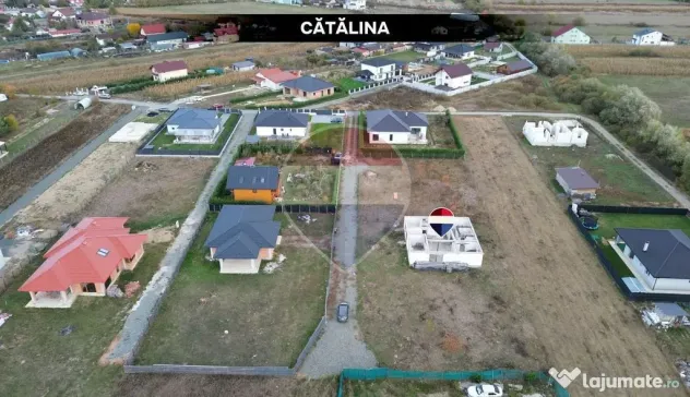 CASA la rosu + 11 arii teren - Catalina (Maramures)