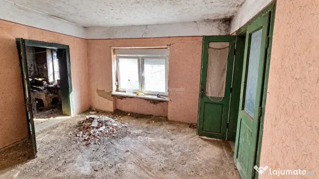 Comoraste | Casa 4 Camere | 634 MP Teren | Pret Negociabil | - Comoraste (Caras-Severin)