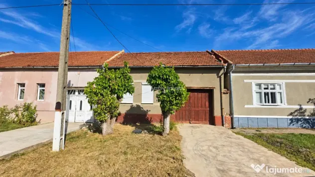 Comoraste | Casa 4 Camere | 634 MP Teren | Pret Negociabil | - Comoraste (Caras-Severin)