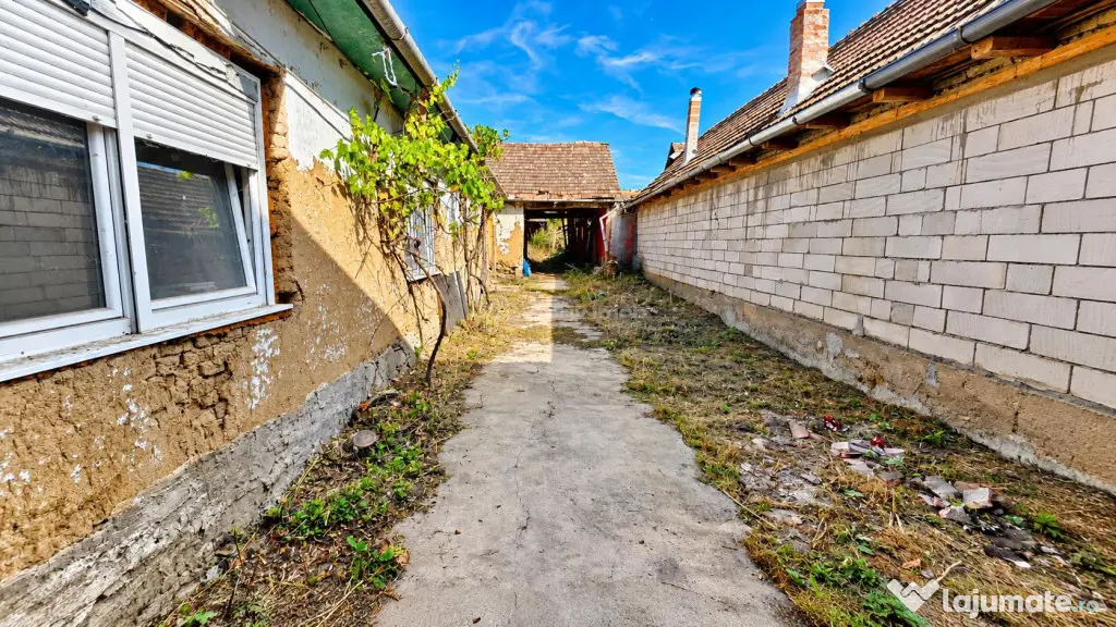 Comoraste | Casa 4 Camere | 634 MP Teren | Pret Negociabil | - Comoraste (Caras-Severin)