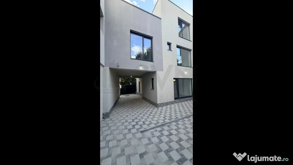 VilДѓ de lux I oazДѓ de liniИ™te cu priveliИ™te deosebitДѓ - Bucuresti (Bucuresti-Ilfov)