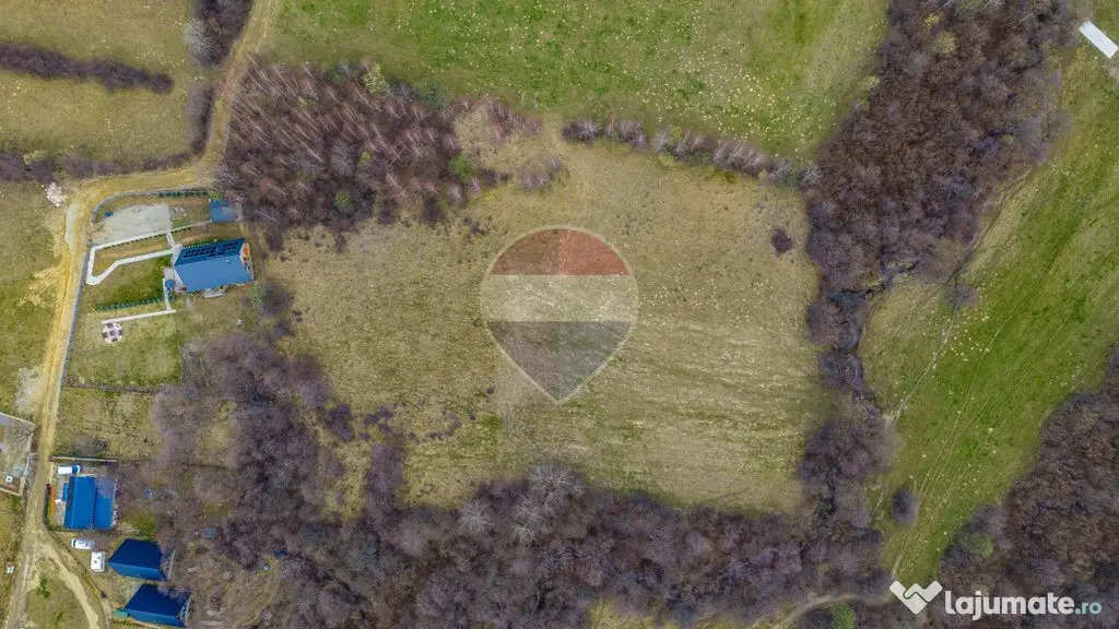 REZERVAT | DE VANZARE| 480MP| INTRAVILAN| PRIVELISTE+LINISTE| - Zarnesti (Brasov)