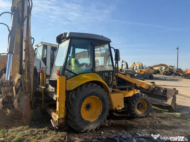 Punte axa buldoexcavator New Holland LB95 B piese - Seini (Maramures)