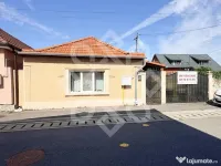 Proprietate cu 2 case de vanzare in cartier Nufarul, Oradea