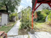 Proprietate cu 2 case de vanzare in cartier Nufarul, Oradea 