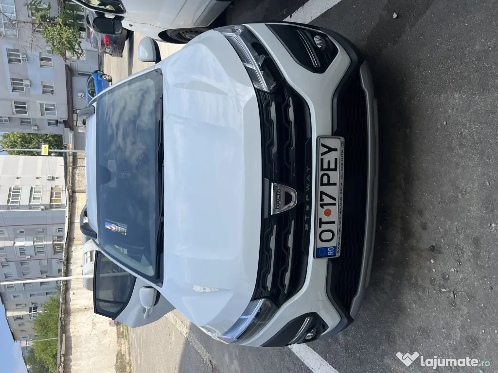 Vând Dacia Sandero Stepway