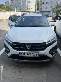Vând Dacia Sandero Stepway
