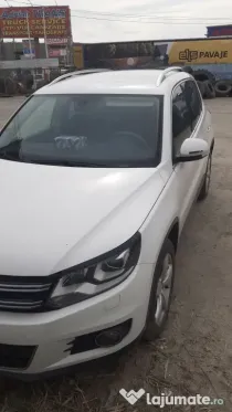 Vând Volkswagen tiguan 2.0 diesel 4×4.