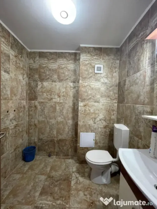 Spatii birouri 40/60 mp zona ultracentrala, pret foarte bun - Baia Mare (Maramures)
