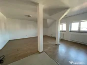 Spatii birouri 40/60 mp zona ultracentrala, pret foarte bun 