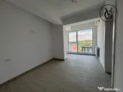 Apartament 3 camere - vedere laterala catre mare - MERAKI RE